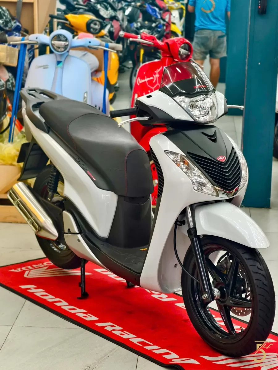SH150i IT dk 2010