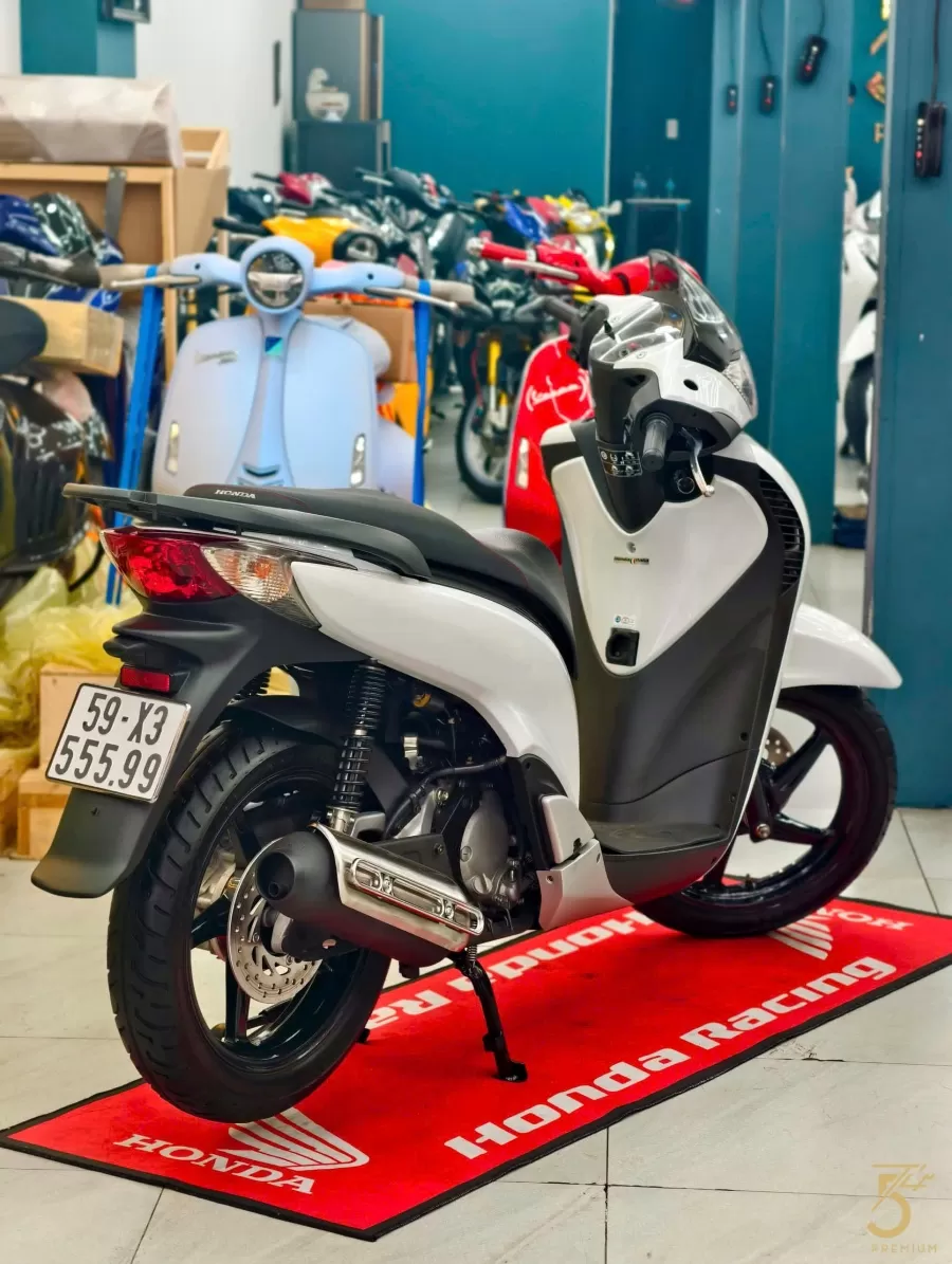 SH150i IT dk 2010