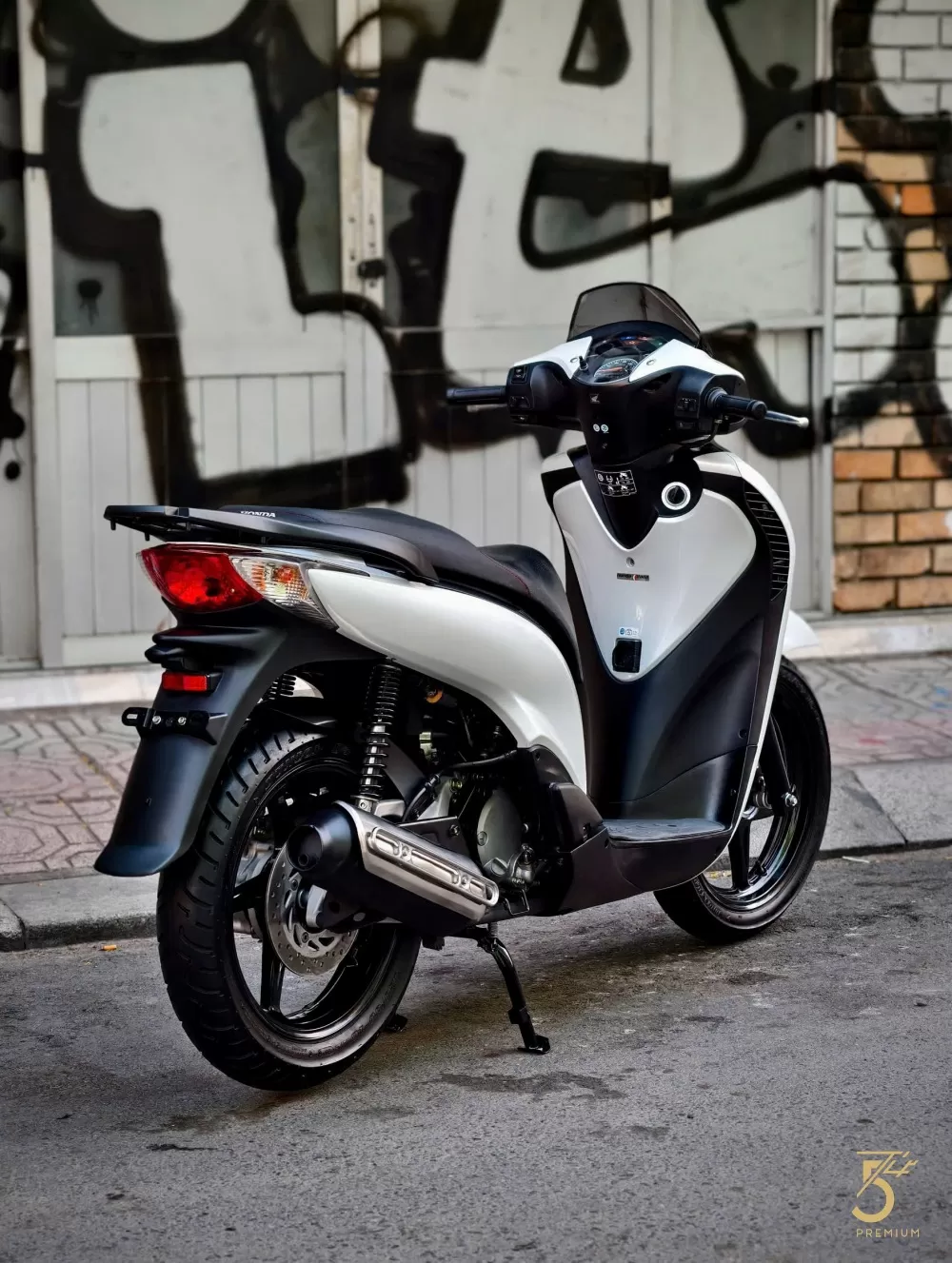 SH150i nhập Ý T3/2011