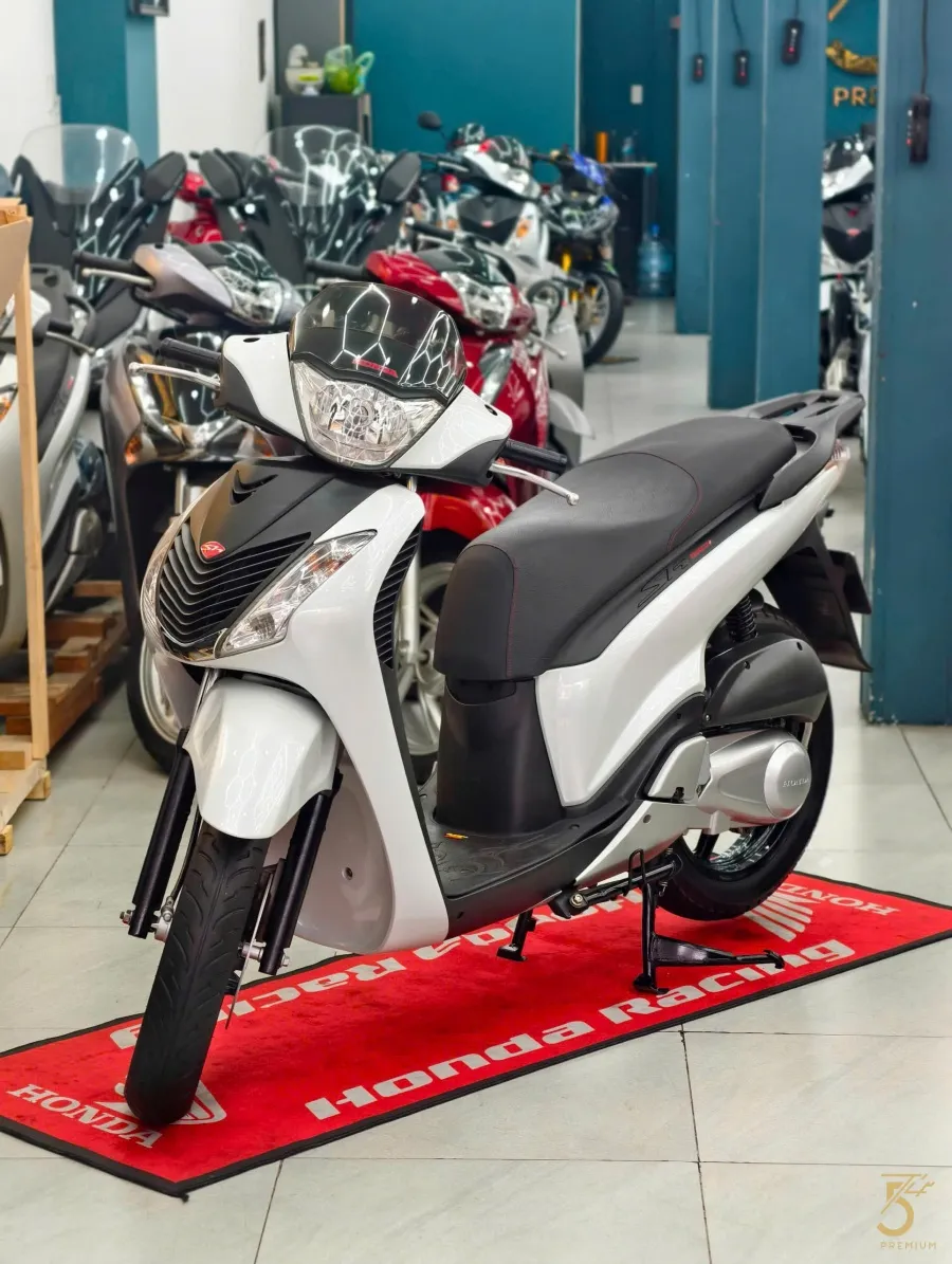 SH150i Ý 2011