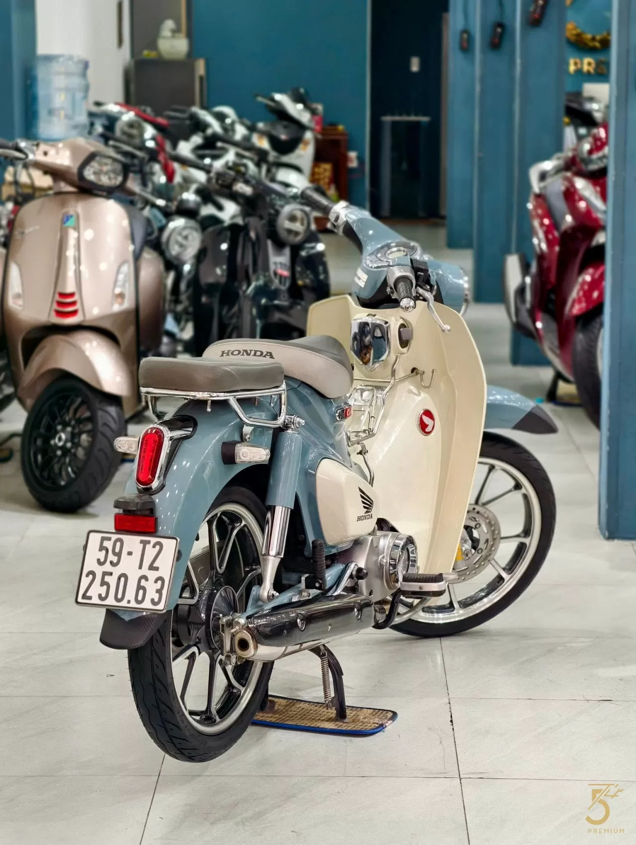 SuperCub125 màu xanh 2019