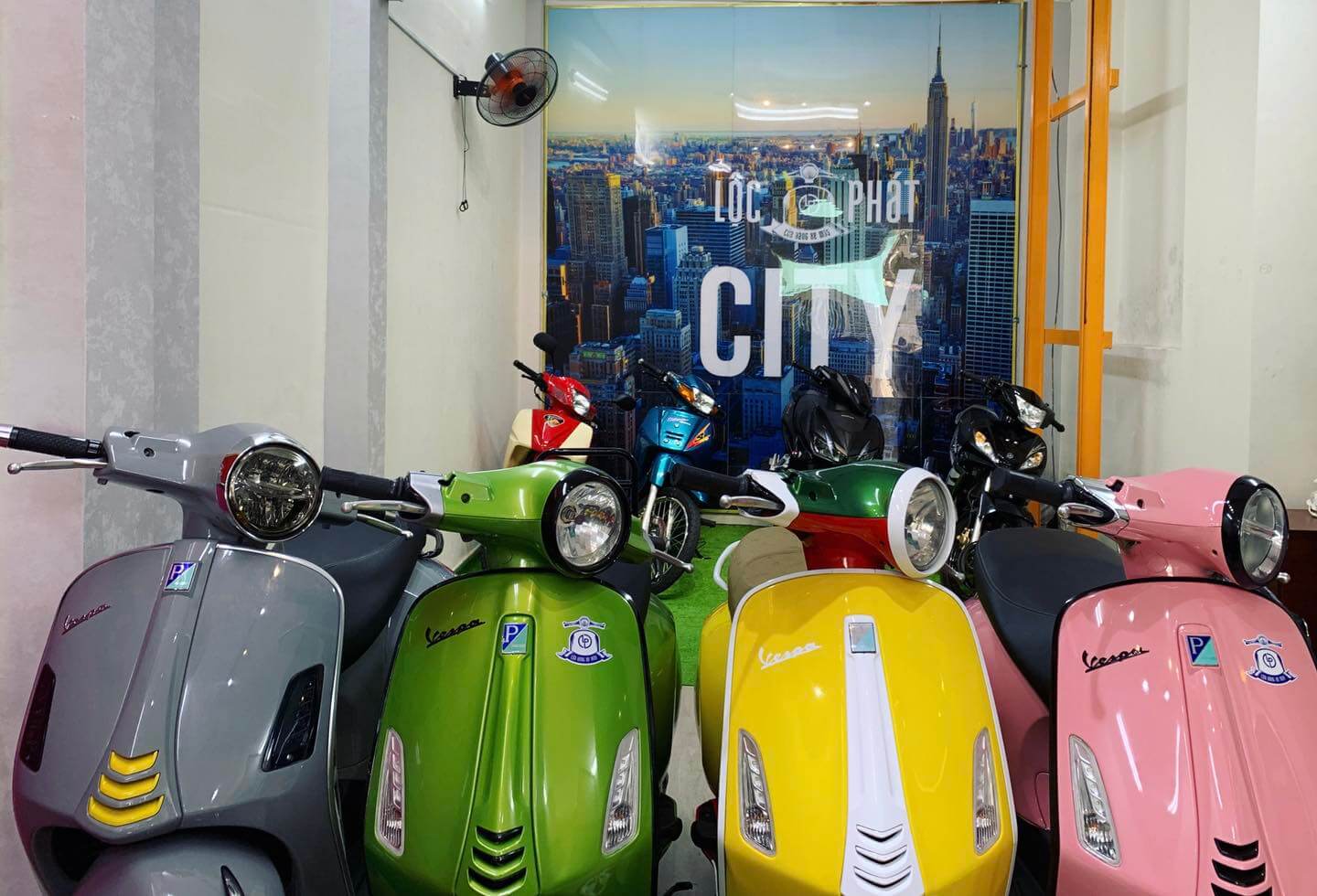 Vespa Primavera thiết kế nhỏ gọn và tiện lợi